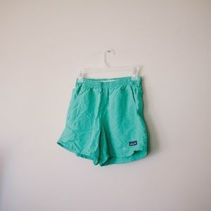Patagonia women’s Baggies Shorts *paint spots